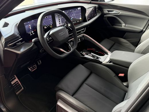 Audi Q5 2.0 TFSI E-HYBRID PANO LEER 360CAM PAS.DISPLAY TREKHAAK QUATTRO 300 PK S-EDITION MATRIXX LED ELEK... ActivLease financial lease
