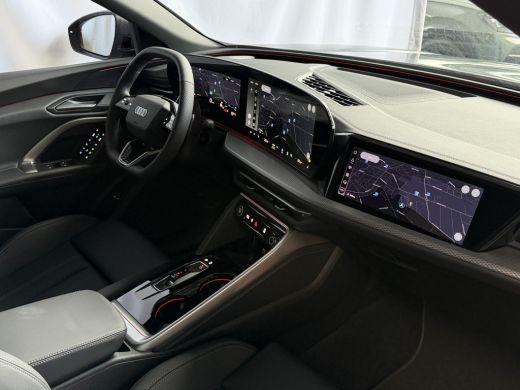 Audi Q5 2.0 TFSI E-HYBRID PANO LEER 360CAM PAS.DISPLAY TREKHAAK QUATTRO 300 PK S-EDITION MATRIXX LED ELEK... ActivLease financial lease