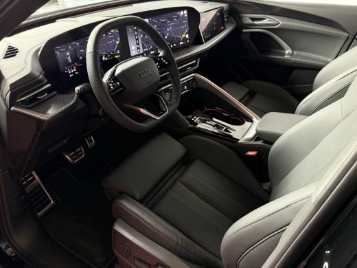 Audi Q5 2.0 TFSI E-HYBRID QUATTRO 300PK S-EDITION LEER PANO PAS.DISPLAY 360CAM TREKHAAK MATRIXX LED ELEK... ActivLease financial lease