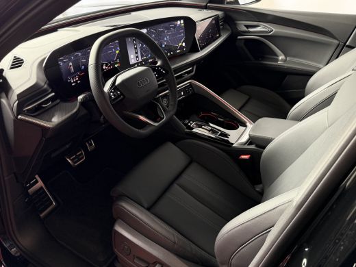 Audi Q5 2.0 TFSI E-HYBRID QUATTRO 300PK S-EDITION LEER PANO PAS.DISPLAY 360CAM TREKHAAK MATRIXX LED ELEK... ActivLease financial lease