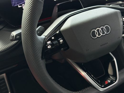 Audi Q5 2.0 TFSI E-HYBRID QUATTRO 300PK S-EDITION LEER PANO PAS.DISPLAY 360CAM TREKHAAK MATRIXX LED ELEK... ActivLease financial lease