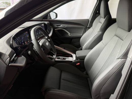 Audi Q5 2.0 TFSI E-HYBRID QUATTRO 300PK S-EDITION LEER PANO PAS.DISPLAY 360CAM TREKHAAK MATRIXX LED ELEK... ActivLease financial lease