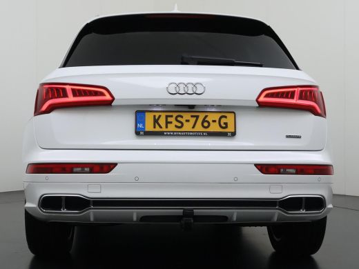 Audi Q5 55 TFSI e quattro Competition VAN: 44.900,- VOOR: 39.877,- UW WKVOORDEEL: 5.023,- | 32.000KM! |PA... ActivLease financial lease