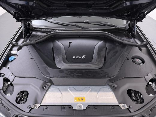 BMW iX3 Executive 80 kWh M-Sport |SOH 99% | ELEKTRISCHE TREKHAAK| ELEKTRISCHE ACHTERKLEP| PANORAMADAK| DR... ActivLease financial lease