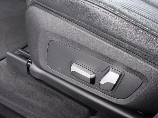 BMW iX3 Executive 80 kWh M-Sport |SOH 99% | ELEKTRISCHE TREKHAAK| ELEKTRISCHE ACHTERKLEP| PANORAMADAK| DR... ActivLease financial lease