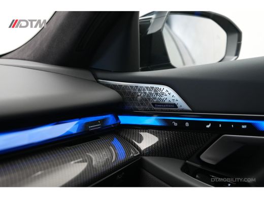 BMW M5 Touring M5 | M-Drivers Pack | Keramisch | Akrapovič | Goodwood Gr&uuml;n Sonderlackierung ActivLease financial lease