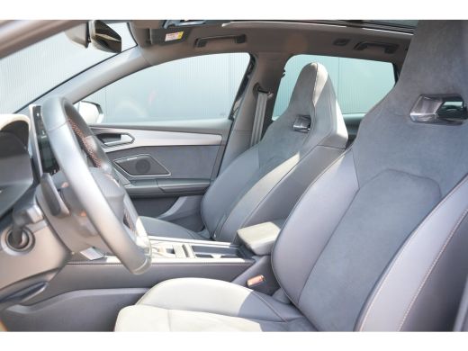 CUPRA Leon Sportstourer 1.5 TSI e-Hybrid 204pk Business | Panoramadak | Camera | Bestuurdersstoel Elektrisch | Sennheiser... ActivLease financial lease