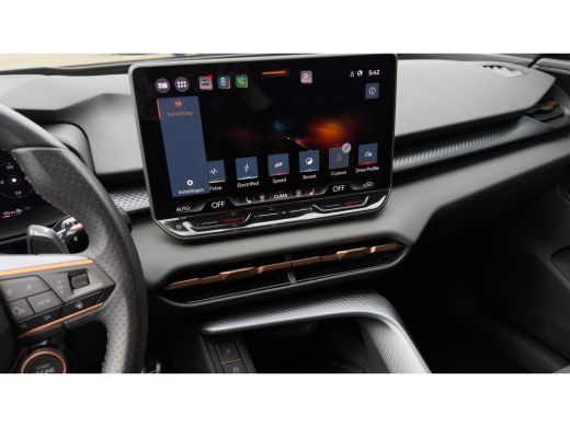 CUPRA Terramar 1.5 TSI e-Hybrid 272pk VZ Performance | Panoramadak | Trekhaak | 360 Camera | Sennheiser | 20" ActivLease financial lease