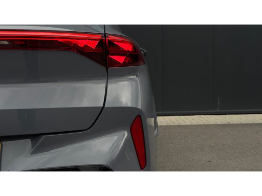 CUPRA Terramar 1.5 TSI e-Hybrid 272pk VZ Performance | Panoramadak | Trekhaak | 360 Camera | Sennheiser | 20" ActivLease financial lease