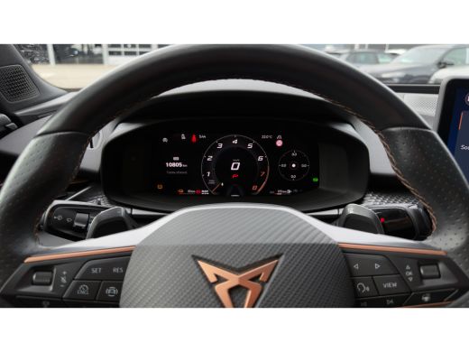 CUPRA Terramar 1.5 TSI e-Hybrid 272pk VZ Performance | Panoramadak | Trekhaak | 360 Camera | Sennheiser | 20" ActivLease financial lease