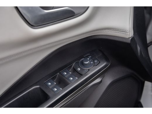Ford Puma Gen-E 44 kWh | Camera | Stoel/stuur/voorruit verwarming | Cruise control | Full-LED | Apple Carplay/And... ActivLease financial lease