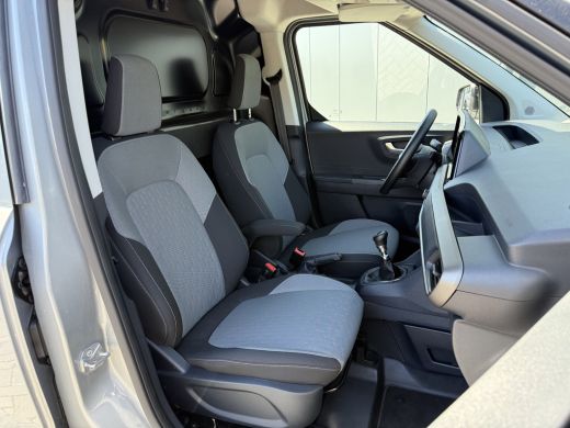 Ford Transit Courier 1.0 EcoBoost 101 PK / LIMITED / BENZINE / **5.293 KM!!** / ECC / ADAPTIVE CRUISE / CAMERA / BLIND... ActivLease financial lease