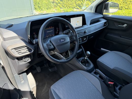 Ford Transit Courier 1.0 EcoBoost 101 PK / LIMITED / BENZINE / **5.293 KM!!** / ECC / ADAPTIVE CRUISE / CAMERA / BLIND... ActivLease financial lease