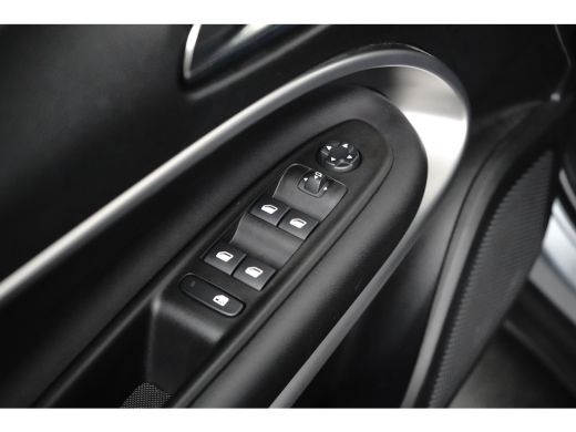 Jeep Avenger Summit 54kWh Full Electric 156pk 18"Lichtmetaal | Adaptive Cruise | Climate Controle | Keyless St... ActivLease financial lease