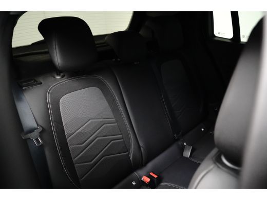 Jeep Avenger Summit 54kWh Full Electric 156pk 18"Lichtmetaal | Adaptive Cruise | Climate Controle | Keyless St... ActivLease financial lease