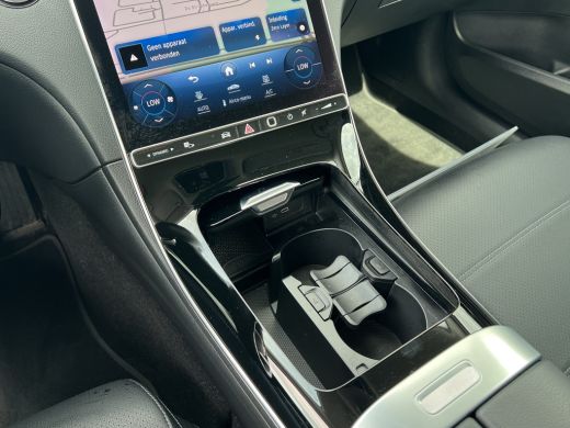 Mercedes-Benz C-Klasse 180 Business Line | Camera | Carplay | Adaptive cruise controle | Dodehoek detectie | Full LED | ... ActivLease financial lease