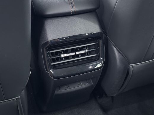 MG HS 1.5 Luxury PHEV PLUG-IN HYBRIDE | 272 PK | NIEUWE AUTO | >1.000 KM TOTAAL BEREIK | 1E REGISTRATIE... ActivLease financial lease