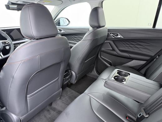 MG EHS 1.5 TGDI Luxury PHEV PLUG-IN HYBRIDE | 272 PK| NIEUWE AUTO | >1.000 KM TOTAAL BEREIK | 1E REGISTR... ActivLease financial lease