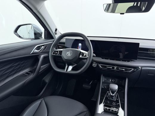 MG HS 1.5 TGDI Luxury PHEV PLUG-IN HYBRIDE | 272PK NIEUWE AUTO | >1.000 KM TOTAAL BEREIK | 1E REGISTRAT... ActivLease financial lease