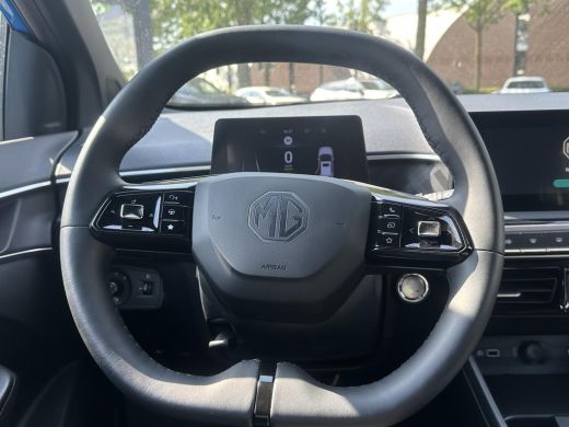 MG MG3 1.5 Hybrid+ Luxury ActivLease financial lease
