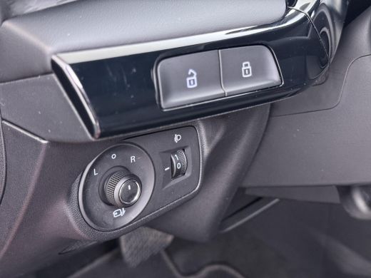 MG MG3 1.5 Hybrid+ Luxury 7 JAAR MG FABRIEKS GARANTIE TM 02-2032 | STOEL + STUURVERWARMING | 360 CAMERA ... ActivLease financial lease