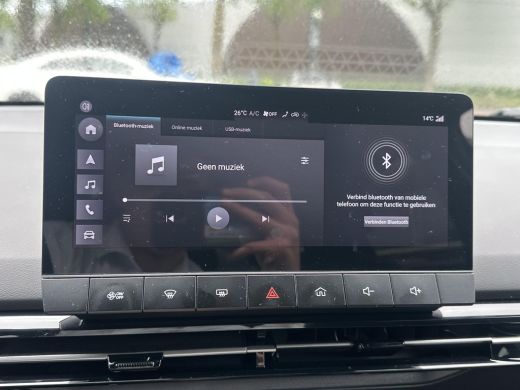 MG MG4 EV luxury LONG RANGE | SOH 97% | 15.000KM | 360&deg; CAMERA | STOEL & STUURVERWARMING | 7 JAAR MG GARANT... ActivLease financial lease