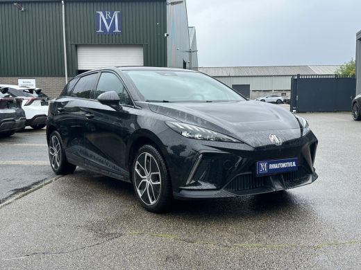 MG MG4 EV luxury LONG RANGE | SOH 97% | 15.000KM | 360&deg; CAMERA | STOEL & STUURVERWARMING | 7 JAAR MG GARANT... ActivLease financial lease