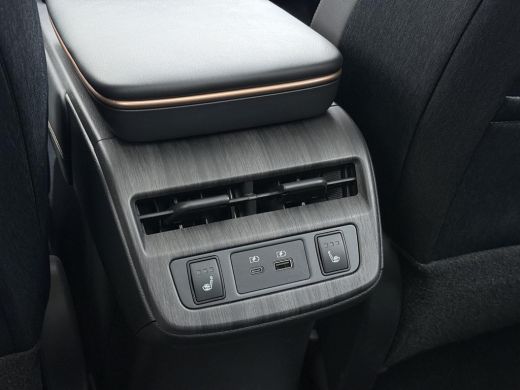 Nissan ARIYA e-4ORCE Evolve 91 kWh VAN: 37.900,- VOOR: 34.440,- UW WKVOORDEEL: 3.460,- | SOH 99% | TOPSTAAT | ... ActivLease financial lease