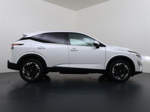Nissan QASHQAI 1.3 MHEV Xtronic N-Connecta VAN: 34.900,- VOOR: 30.877,- UW WKVOORDEEL: 4.023,- | ONDERHOUD GEHAD... ActivLease financial lease