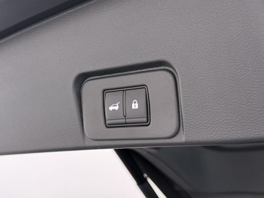 Nissan X-Trail 1.5 e-4orce N-Connecta Family Pack VAN: 44.900,- VOOR: 41.877,- UW WKVOORDEEL: 3.023,- | VOLLEDIG... ActivLease financial lease