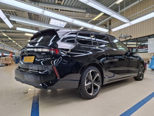 Opel Astra Sports Tourer 1.2 Turbo Hybrid Business Edition / Navigatie / Camera / Parkeersensoren / Stuur -e... ActivLease financial lease