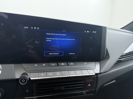 Opel Astra Sports Tourer 1.2 Turbo Hybrid Business Edition / Navigatie / Camera / Parkeersensoren / Stuur -e... ActivLease financial lease
