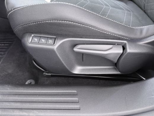 Opel Mokka 1.2 Turbo Hybrid GS / Alcantara / Navigatie / Camera / Parkeersensoren / Stuur -en Stoelverwarmd ... ActivLease financial lease