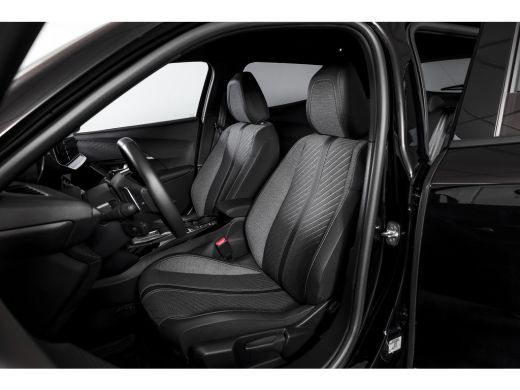 Peugeot 2008 1.2 Hybrid 145 Allure - Automaat | Dig. Cockpit | Adapt. Cruise | Stoelverw. | PDC | Camera | App... ActivLease financial lease