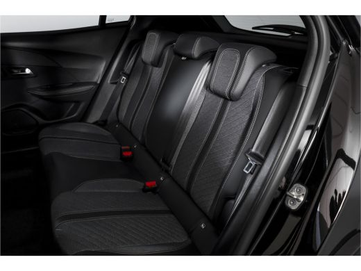 Peugeot 2008 1.2 Hybrid 145 Allure - Automaat | Dig. Cockpit | Adapt. Cruise | Stoelverw. | PDC | Camera | App... ActivLease financial lease