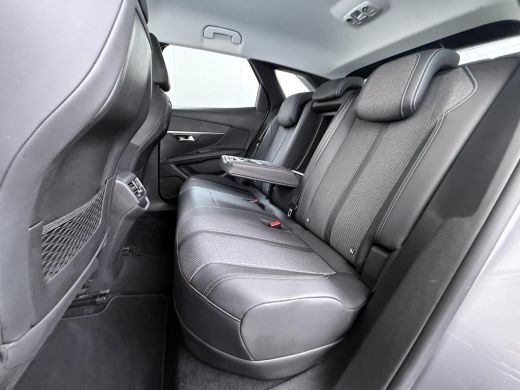 Peugeot 3008 1.6 HYbrid 225 Allure Pack Business PHEV PLUG-IN HYBRIDE | RIJKLAAR! | ONDERHOUD GEHAD BIJ BINNEN... ActivLease financial lease