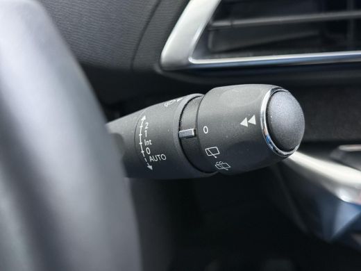 Peugeot 3008 1.6 HYbrid 225 Allure Pack Business PHEV PLUG-IN HYBRIDE | RIJKLAAR! | ONDERHOUD GEHAD BIJ BINNEN... ActivLease financial lease