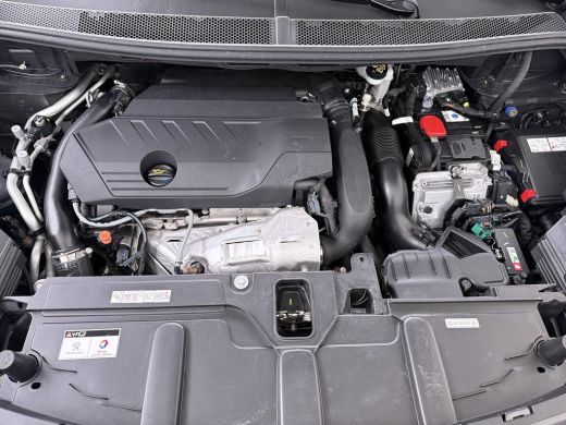 Peugeot 3008 1.6 HYbrid4 300 GT RIJKLAARPRIJS INC. 12MND BOVAG GARANTIE | PANORAMADAK| ADAPTIVE CRUISE CONTROL... ActivLease financial lease