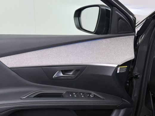 Peugeot 3008 1.6 HYbrid4 300 GT RIJKLAARPRIJS INC. 12MND BOVAG GARANTIE | PANORAMADAK| ADAPTIVE CRUISE CONTROL... ActivLease financial lease