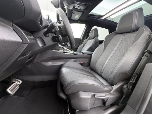 Peugeot 3008 1.6 HYbrid4 300 GT RIJKLAARPRIJS INC. 12MND BOVAG GARANTIE | PANORAMADAK| ADAPTIVE CRUISE CONTROL... ActivLease financial lease