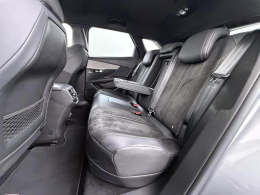 Peugeot 3008 GT PHEV | APPLE CARPLAY | ELEKTRISCHE ACHTERKLEP | CAMERA VOOR + ACHTER | ADAPTIVE CRUISE CONTROL... ActivLease financial lease