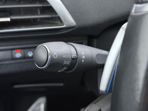 Peugeot 3008 GT PHEV | APPLE CARPLAY | ELEKTRISCHE ACHTERKLEP | CAMERA VOOR + ACHTER | ADAPTIVE CRUISE CONTROL... ActivLease financial lease