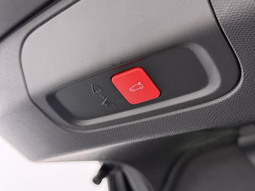 Peugeot 408 GT 58 kWh NIEUWE AUTO 13KM!| FULL OPTION| PANO| FOCAL AUDIO| 360 CAMERA| ELEKTRISCHE ACHTERKLEP| ... ActivLease financial lease