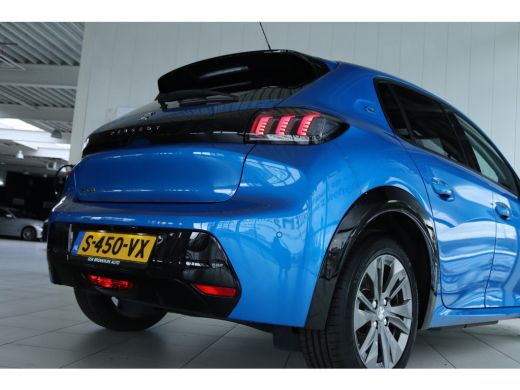 Peugeot e-208 EV Allure Pack 50 kWh 95% SoH | Cruise Control | Camera | Keyless | Carplay | Navi | Climate | Li... ActivLease financial lease