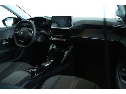 Peugeot e-208 EV Allure Pack 50 kWh 95% SoH | Cruise Control | Camera | Keyless | Carplay | Navi | Climate | Li... ActivLease financial lease