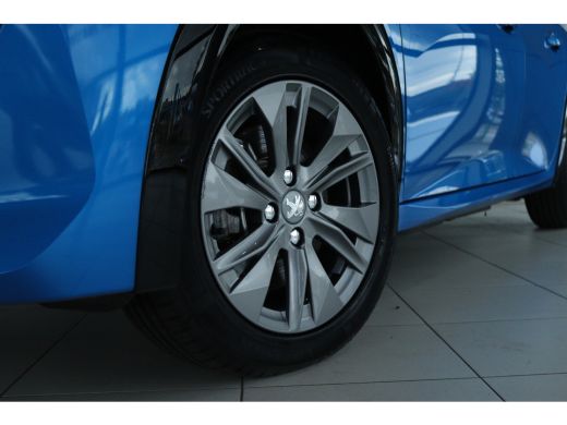 Peugeot e-208 EV Allure Pack 50 kWh 95% SoH | Cruise Control | Camera | Keyless | Carplay | Navi | Climate | Li... ActivLease financial lease