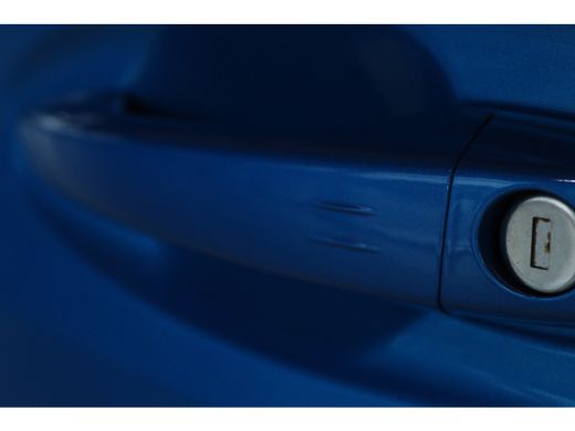 Peugeot e-208 EV Allure Pack 50 kWh 95% SoH | Cruise Control | Camera | Keyless | Carplay | Navi | Climate | Li... ActivLease financial lease