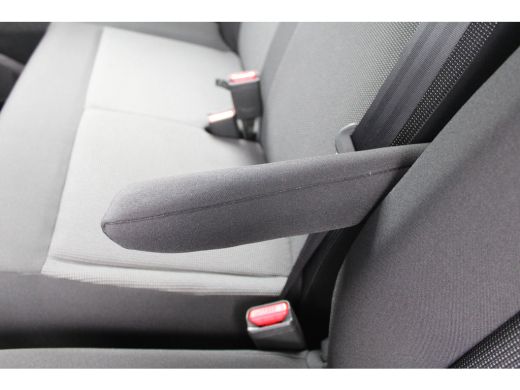 Peugeot e-Expert L3 75 kWh | 8 JAAR GARANTIE | CAMERA | NAVI | BETIMMERING | DRAADLOOS CARPLAY | COMFORT WAND | ActivLease financial lease