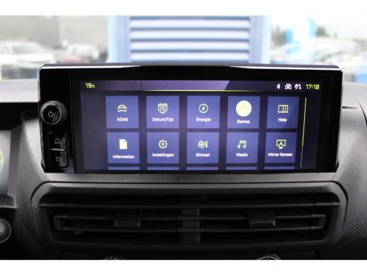 Peugeot e-Expert L3 75 kWh | 8 JAAR GARANTIE | CAMERA | NAVI | BETIMMERING | DRAADLOOS CARPLAY | COMFORT WAND | ActivLease financial lease