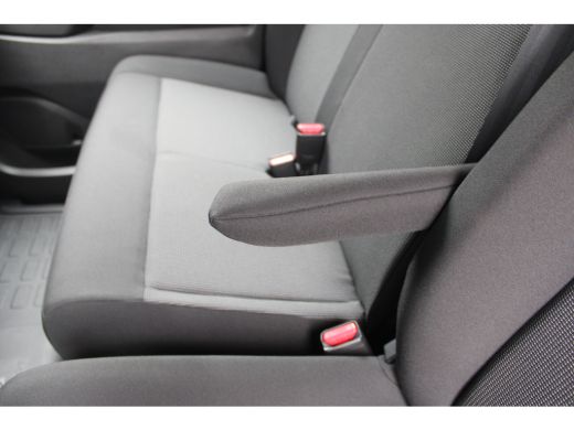 Peugeot e-Expert L3 75 kWh | 8 JAAR GARANTIE | CAMERA | NAVI | BETIMMERING | DRAADLOOS CARPLAY | COMFORT WAND | ActivLease financial lease